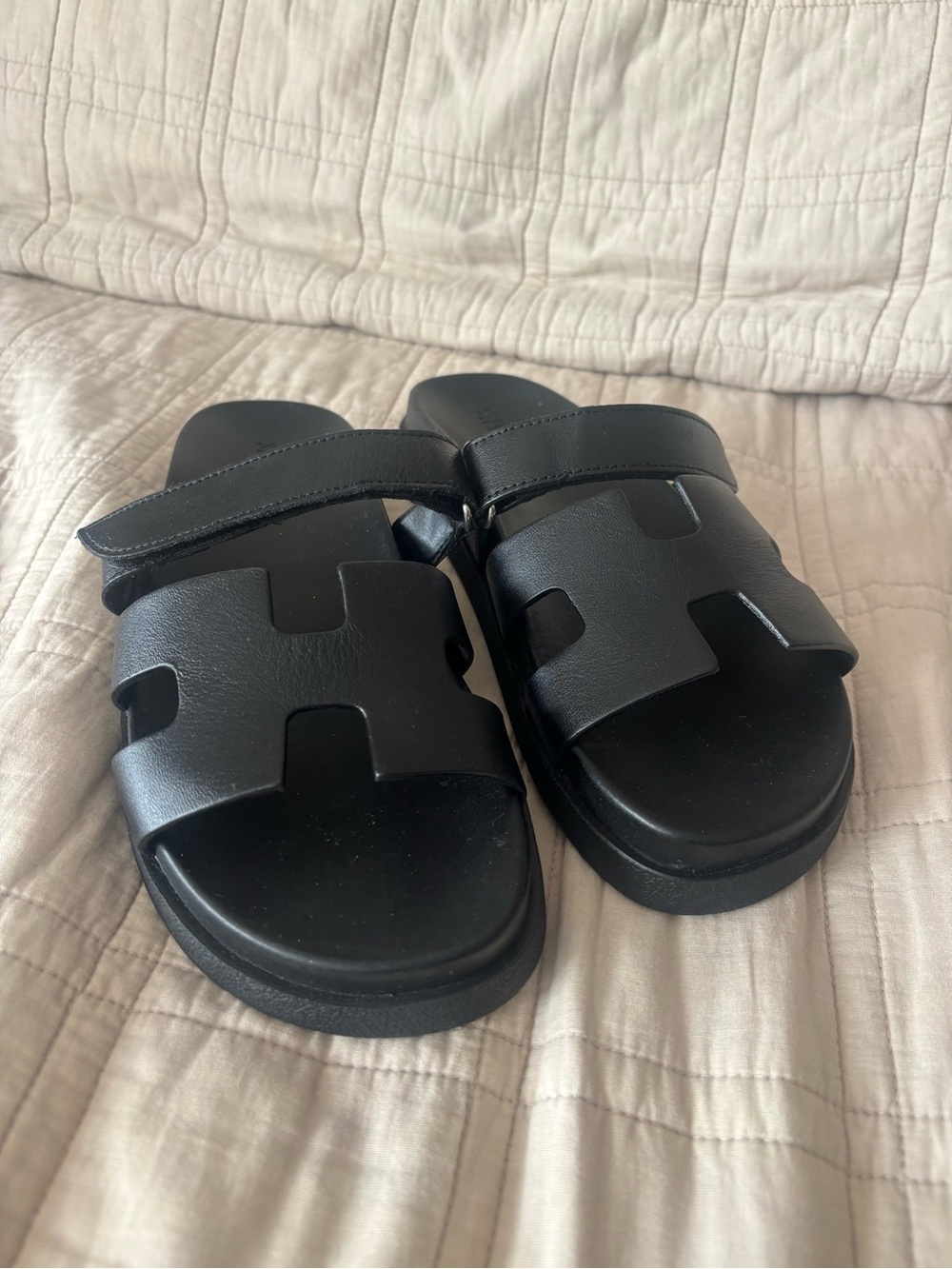 NWOT Steve Madden MAYVEN footbed sandal